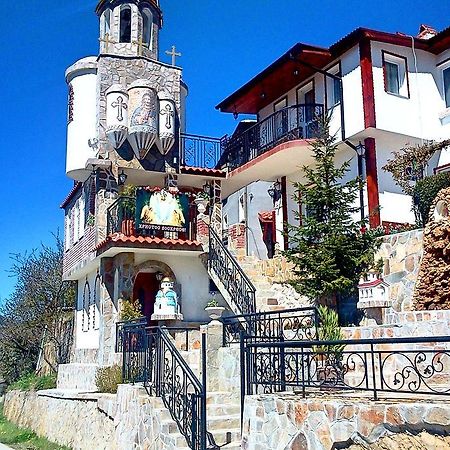 Kashtata S Paraklisa Borovo  Esterno foto
