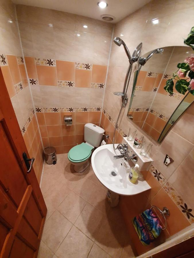 Kashtata S Paraklisa Borovo  Esterno foto