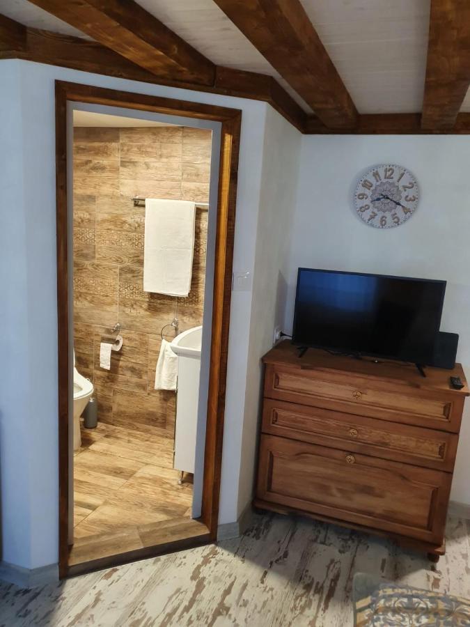 Kashtata S Paraklisa Borovo  Esterno foto