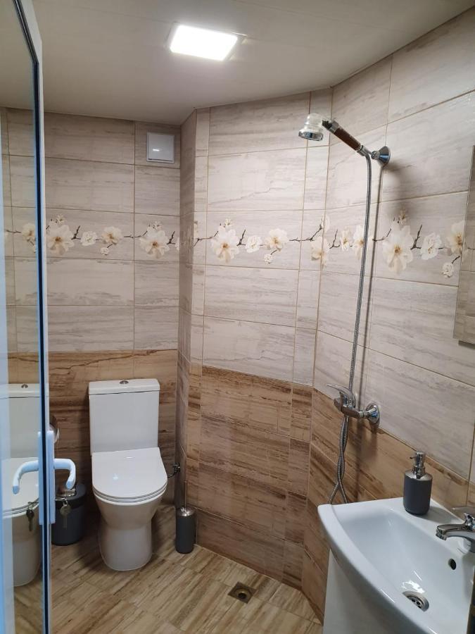 Kashtata S Paraklisa Borovo  Esterno foto