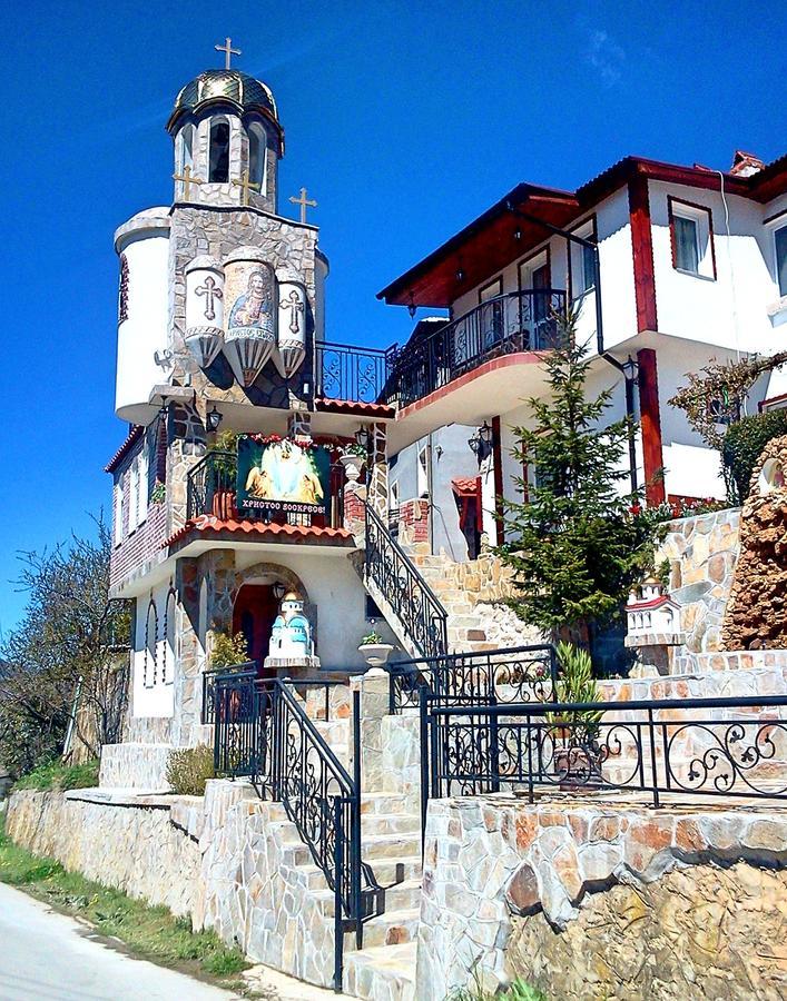 Kashtata S Paraklisa Borovo  Esterno foto